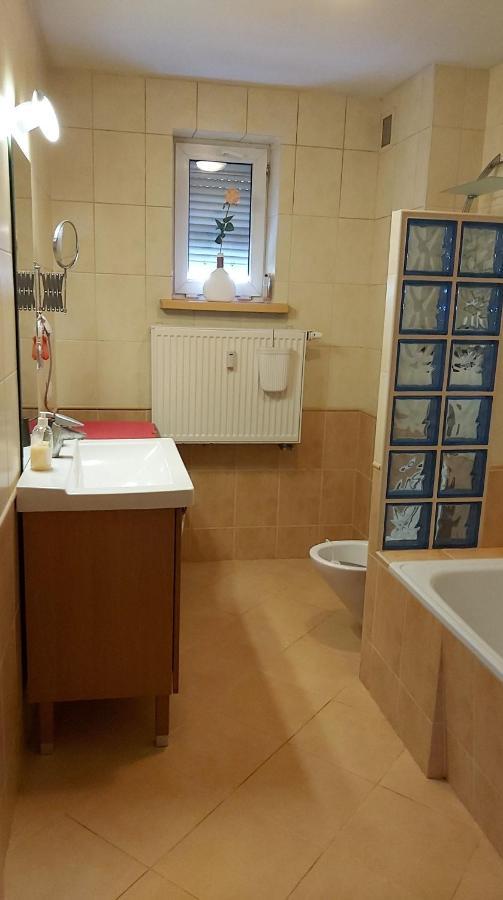 Lesny Apartament Белосток Экстерьер фото